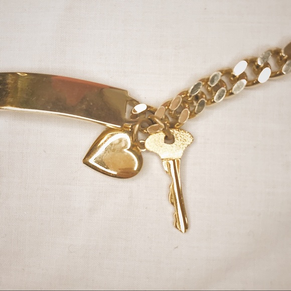 Speidel Heart and Key Chain Link Bracelet - Picture 3 of 4